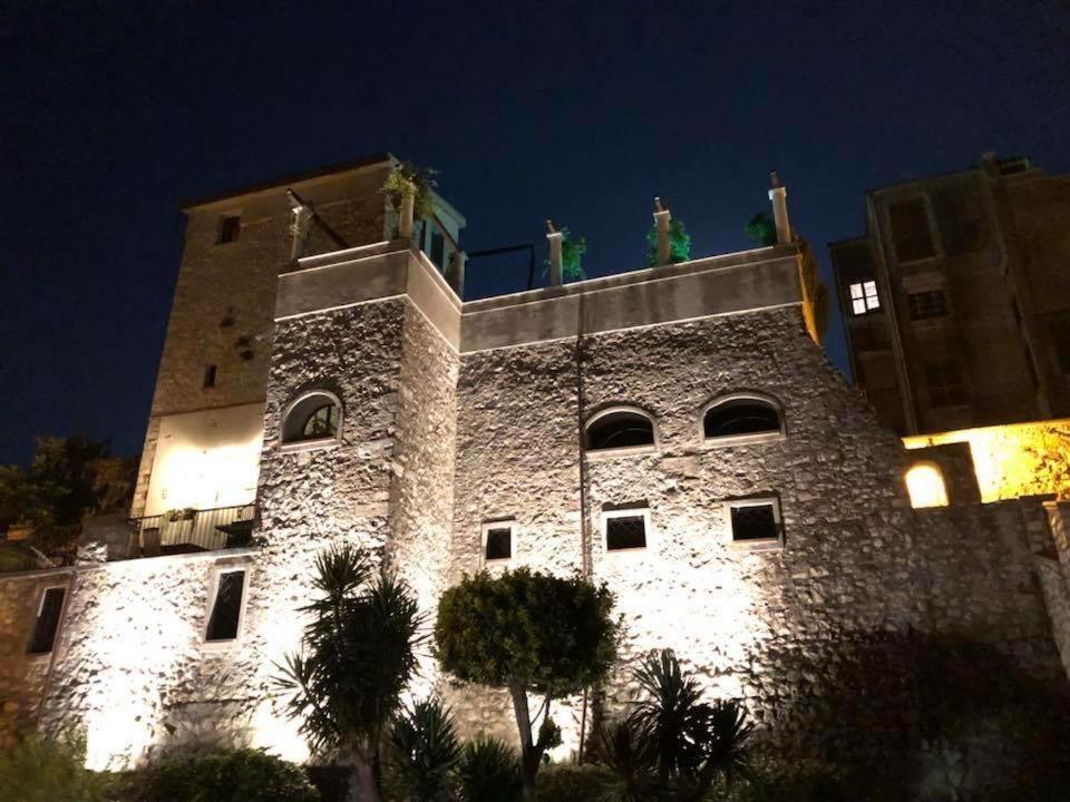 Bed and Breakfast Torre Caetana Minturno Esterno foto