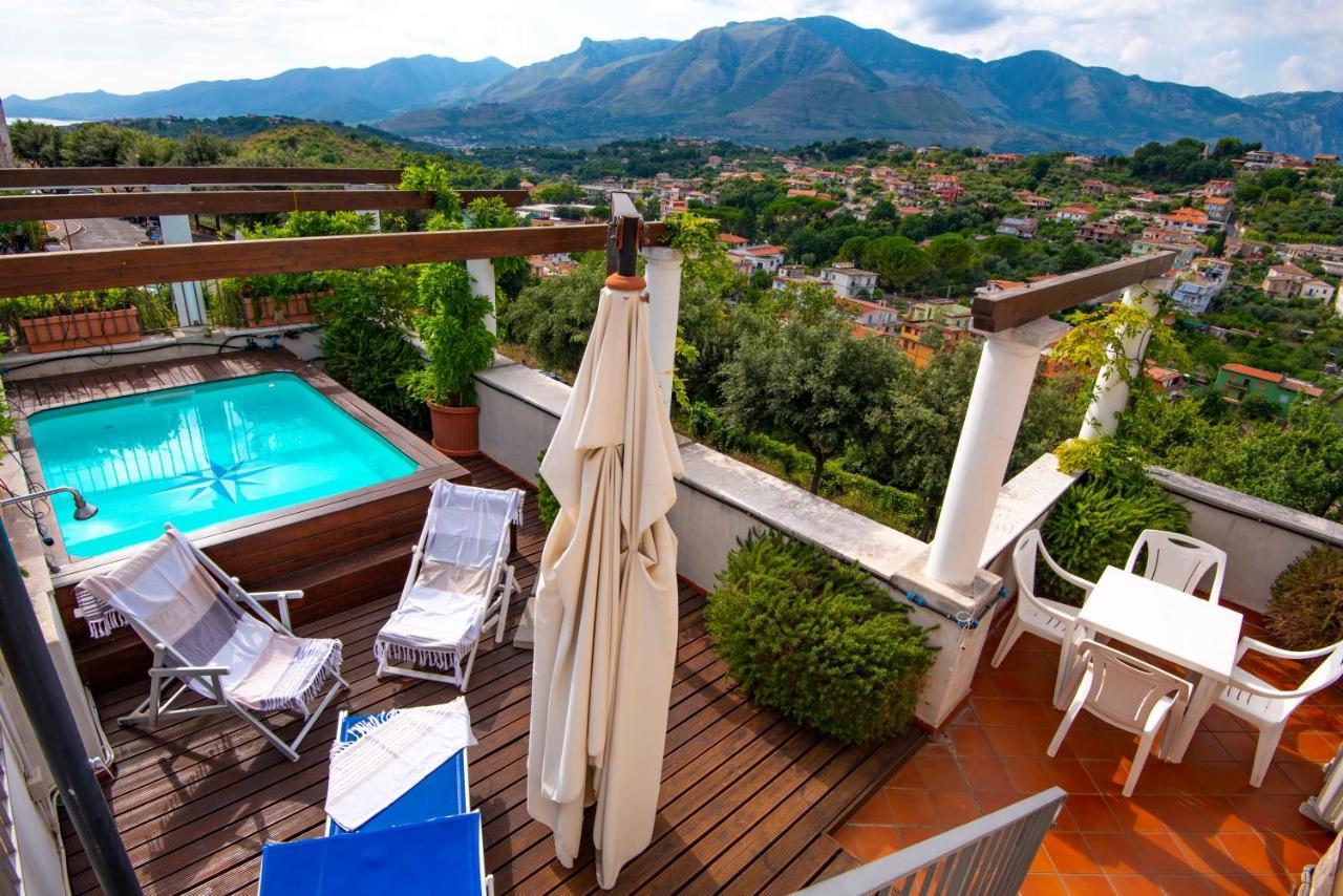 Bed and Breakfast Torre Caetana Minturno Esterno foto
