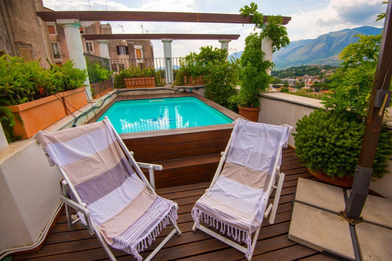 Bed and Breakfast Torre Caetana Minturno Esterno foto