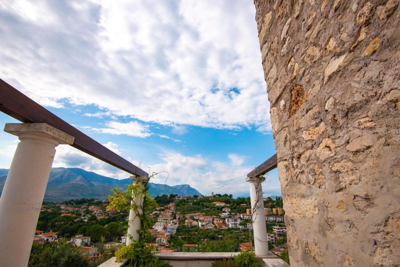 Bed and Breakfast Torre Caetana Minturno Esterno foto